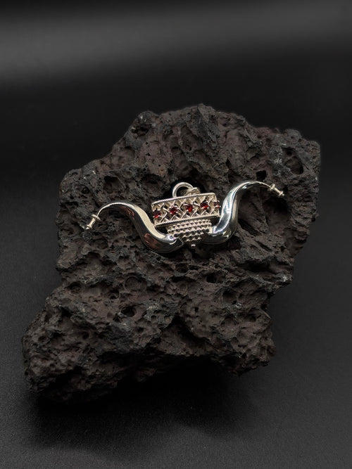 Ekir Pendant